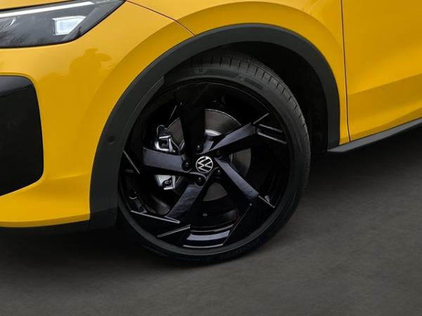 Volkswagen T-Roc 1.5 eTSI DSG R-Line AHK+PANO+DCC+LEDER+20"