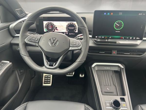 Volkswagen T-Roc 1.5 eTSI DSG R-Line AHK+PANO+DCC+LEDER+20"