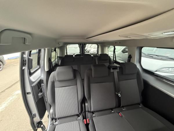 Opel Vivaro 🚀 Kombi 9-Sitzer 180 PS Automatik 🚀