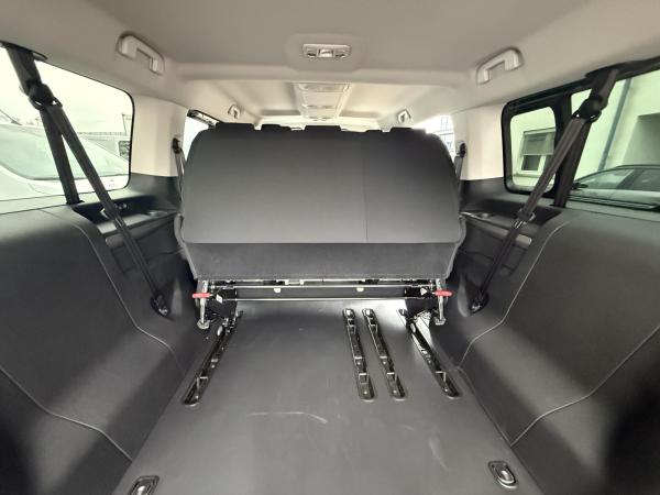 Opel Vivaro 🚀 Kombi 9-Sitzer 180 PS Automatik 🚀