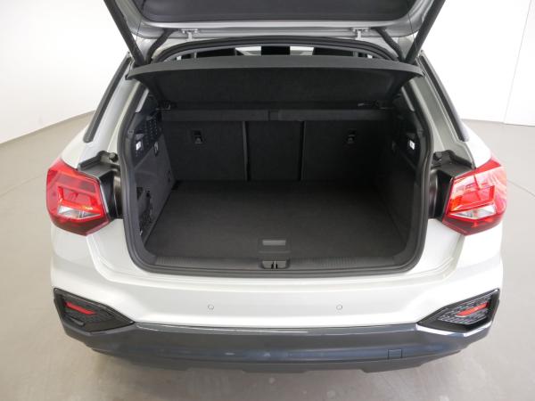 Audi Q2 30 TFSI advanced LED AHK virt. Cock. NAVI+
