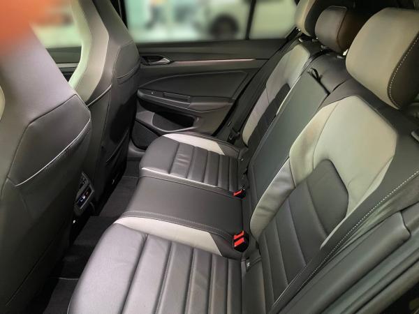 Volkswagen Golf GTE 1,5 l 272PS eHybrid ⚡SOFORT VERFÜGBAR ⚡PANO*AHK