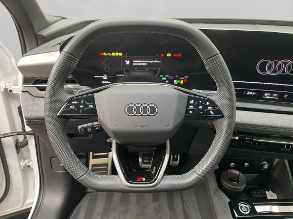Audi Q6 e-tron Performance