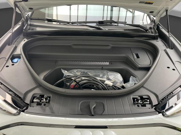 Audi Q6 e-tron Performance