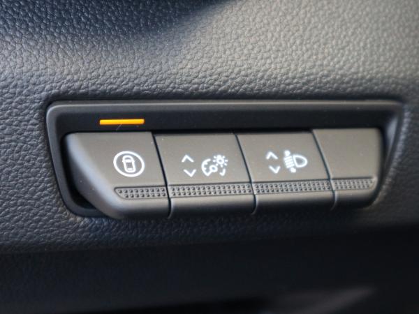 Nissan Primastar PRIMASTAR Kombi9 L1H1 2,8t dCi170 9AT TEKNA LM