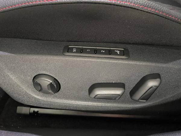 Skoda Octavia Combi RS 2.0 TSI DSG AHK CANTON