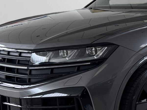 Volkswagen Touareg R 3.0TSI eHybrid +KAMERA+DYNAUDIO+