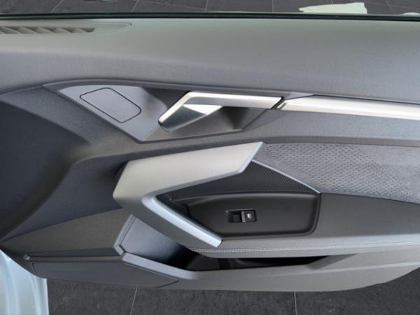 Audi A3 Sportback Advanced 30TFSI S tronic *LED*AHK*M