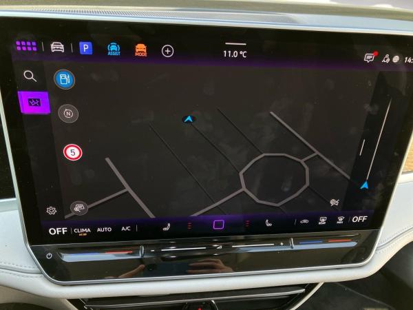 Volkswagen Passat Variant ELEGANCE 1.5TSI DSG HYBRID NP.72T ACC.5J-G.AHK.AREA-VIEW.NAVI+VC.HUD