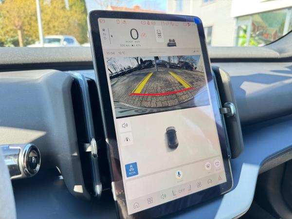 Volvo EX30 Single Motor Extended Range PLUS - Black Edition - Sofort lieferbar!