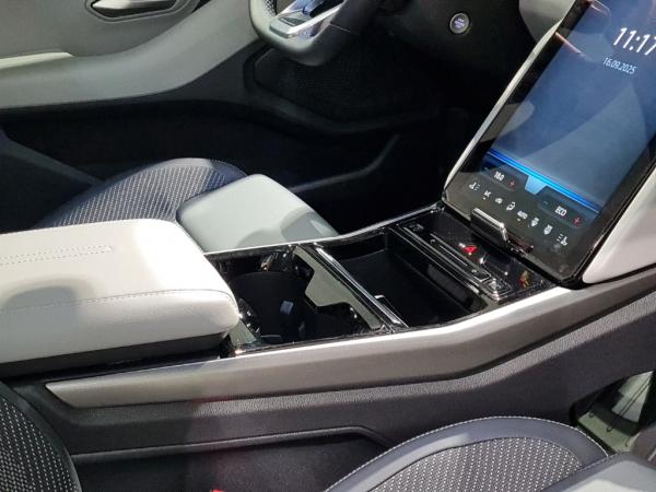 Ford Explorer Select 🔋 BEV ⚡ 77kWh 💥 Magnetic Met. ⚡ Komfort-Paket 💥 AHK schwenkbar ⚡ Wärmepumpe