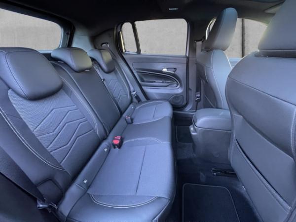 Jeep Avenger SUMMIT MHEV PANORAMA+CARLAY+SHZ+PDC+NAVI