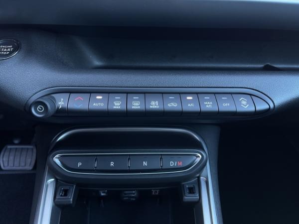 Jeep Avenger SUMMIT MHEV PANORAMA+CARLAY+SHZ+PDC+NAVI