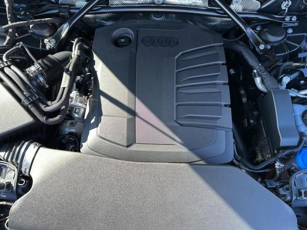 Audi Q5 quattro TECH PLUS S line Ext./Int. AHK *SOFORT VERFÜGBAR*