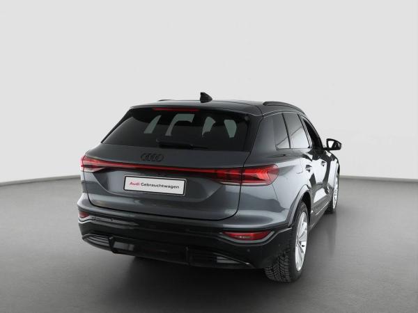 Audi SQ6 e-tron 5JGar LM21 #black MMI&Tech pro S-Sitz Pano B&O