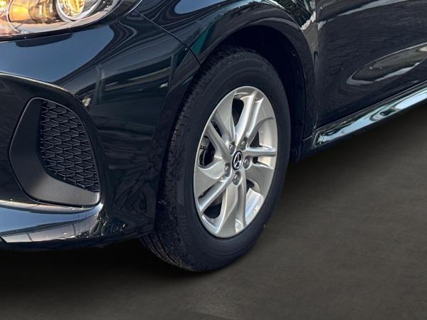 Mazda 2 Hybrid Centre-Line / AKTION