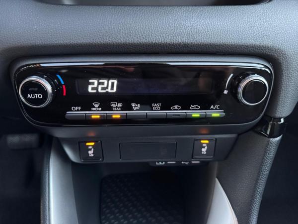 Mazda 2 Hybrid Centre-Line / AKTION