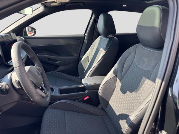 Volkswagen T-Roc R-Line 1,5l eTSI 110kW DSG BLACK STYLE