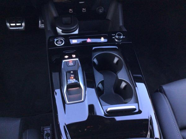 Audi A6 e-tron Avant 2x S-Line 21'' B&O TechPRO 360Kamera HUD Leder AHK (UPE: 90.285,00€)