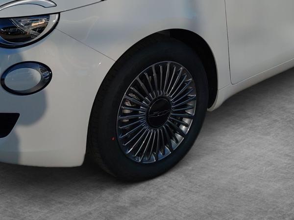 Fiat 500 Hybrid 1.0 ICON 48KW(65PS)👍SOFORT VERFÜGBAR!👌😎