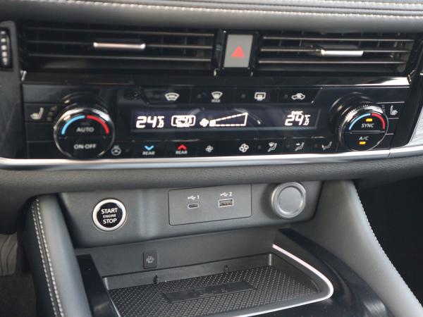 Nissan X-Trail X-TRAIL TEKNA 1.5 VC-T MHEV 4x2 ACC+LED+Navi+SD