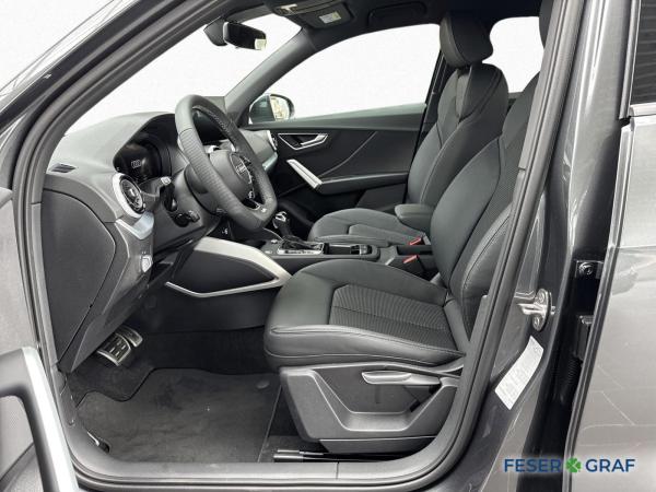 Audi Q2 2x Sline S tronic Navi RFK Optikpaket schwarz