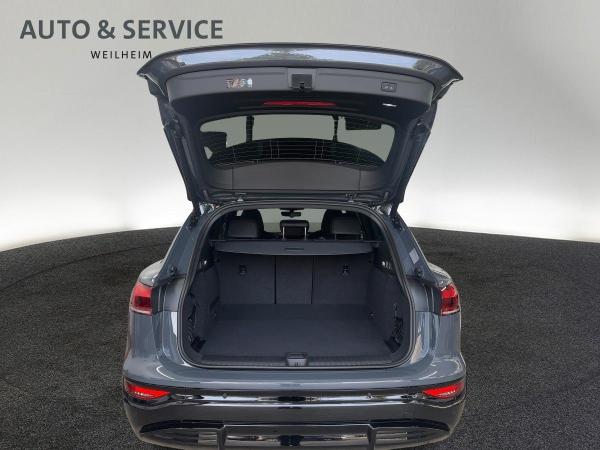 Audi e-tron Q6 SUV business S linequattro