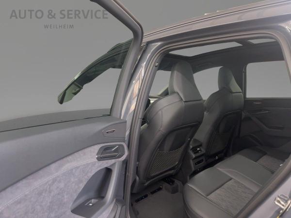 Audi e-tron Q6 SUV business S linequattro