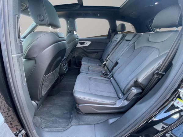 Audi Q7 SUV S line 55 TFSIe qu HD Matrix B&O HuD 360°