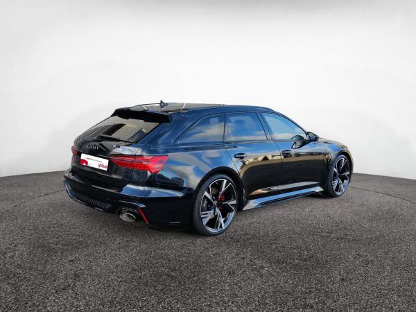 Audi RS6 Avant performance 4.0 TFSI RS-Abgas Matrix