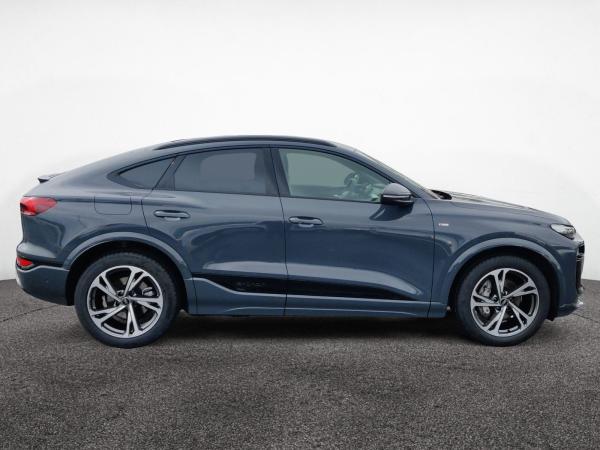 Audi e-tron Q6 SportbackS-Line Luftfed B&O AHK HeadUp