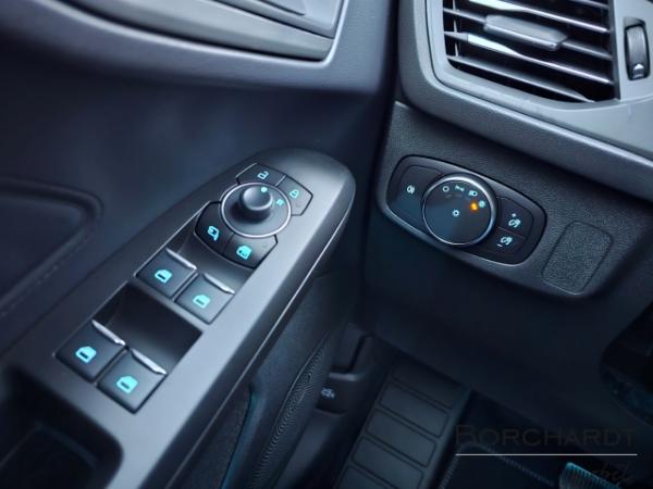 Ford Focus Titanium X*155PS*Autom*Pano*EasyDriver*Matrix-LED*SHZ*