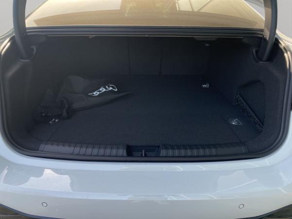 Audi A6 Limousine e-hybrid qu. S line Navi HuD Pano