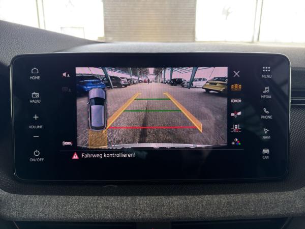 Skoda Kamiq Balance 1,5 TSI DSG AHK NAVI KESSY KAMERA