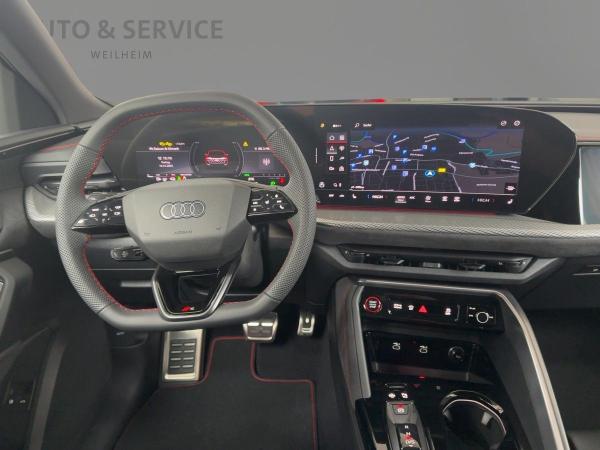 Audi Q5 SUV e-hybrid quattro S tronic Audi Q5 SUV e-hybrid quattro S tronic