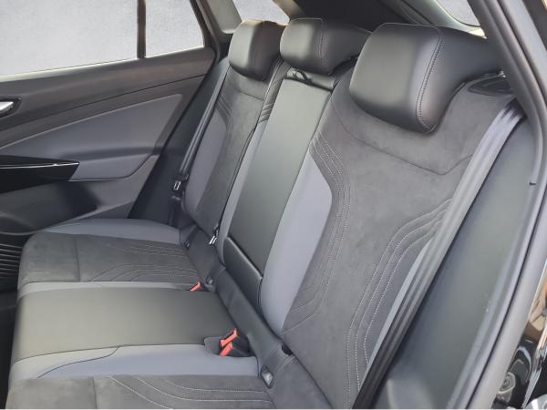 Volkswagen ID.4 Pro Black Edition *AHK*IQ-Light*Massage*