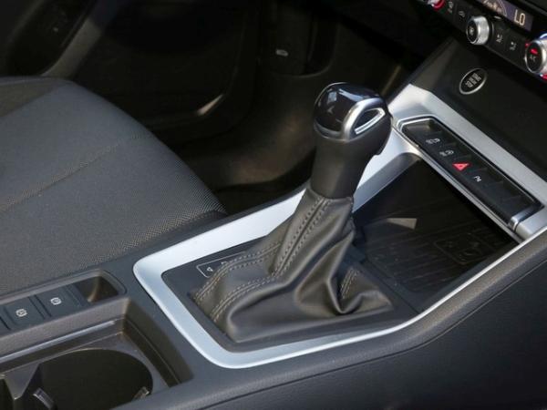 Audi Q3 35 TFSI S tronic advanced GWP 18"|NAVI+VC|RFK|SHZ|