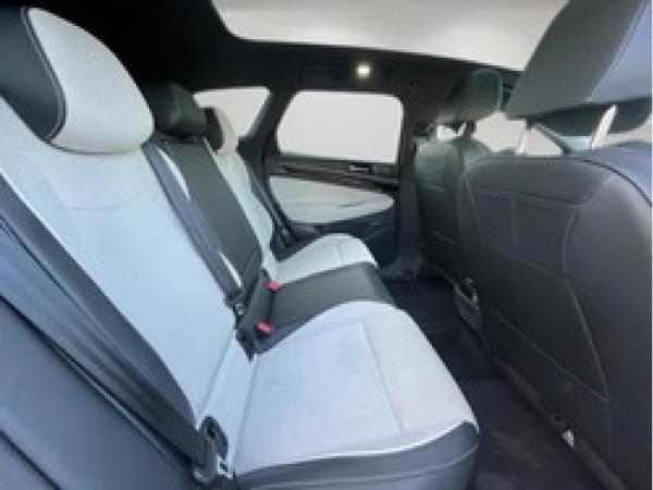 Volkswagen ID.7 Tourer Pro S 210 kW - Pano HUD IQ.Drive Matrix-LED Navi AHK Area View Wärmepumpe LM Massage SHZ PDC
