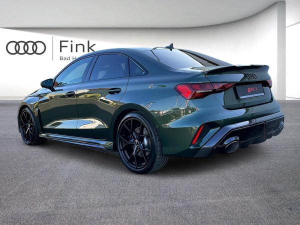 Audi RS3 RS 3 Limousine Audi exclusive-Oakgrün Metallic *SOFORT VERFÜGBAR*