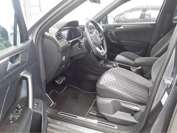Volkswagen Tiguan Allspace 2.0 TSI DSG R-LINE / 7-SITZER AHK STANDHEIZUNG 4-MOTION