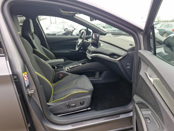 Skoda Elroq RS SONDEREDITION Matrix Navi AHK 4xSitzhzg PLA Klimaauto