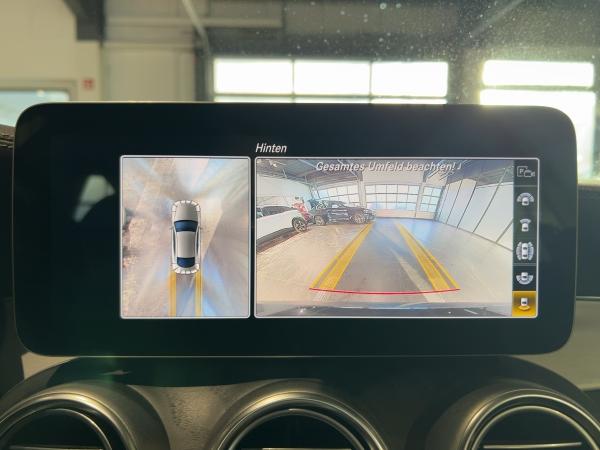 Mercedes-Benz C 220 d AMG Line LED Kamera Panorama Sitzheizung