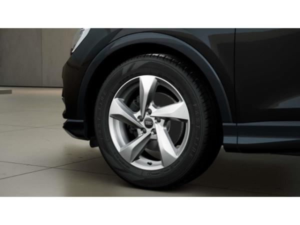Audi Q3 35 TFSI Advanced RFK/SH/NAV/VC/ESP