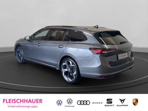 Skoda Superb Combi Sportline *KNALLER* AHK Pano HUD Canton Sitzh. ACC