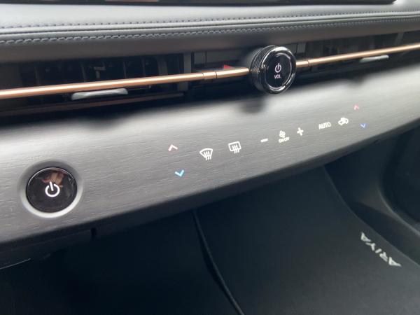 Nissan Ariya 63kWh 2025 /Winter/Navi/Carplay/CCS/22kWh OBC