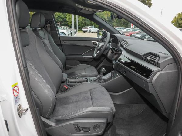 Audi Q3 S line 40 TDI quattro ACC+AHK+LED+NAVI+VC+19`