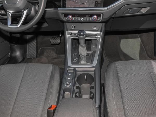 Audi Q3 Sportback S line 35 TDI ACC+KAMERA+NAVI+VC