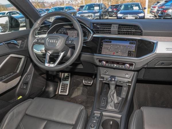 Audi Q3 S-line 45TFSI quattro AHK+MATRIX+PANO+STANDHZ