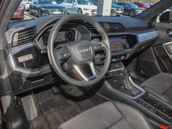 Audi Q3 Sportback S line 35 TDI S-tronic AHK+LED+NAVI