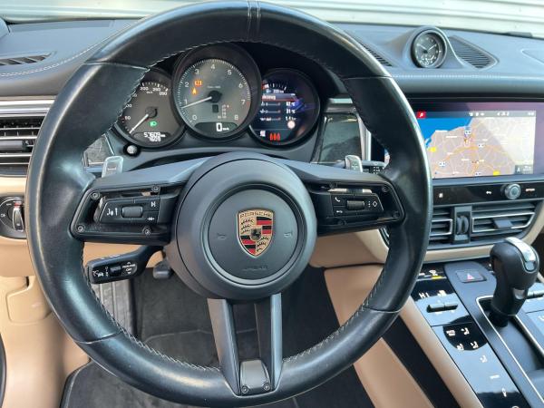 Porsche Macan S